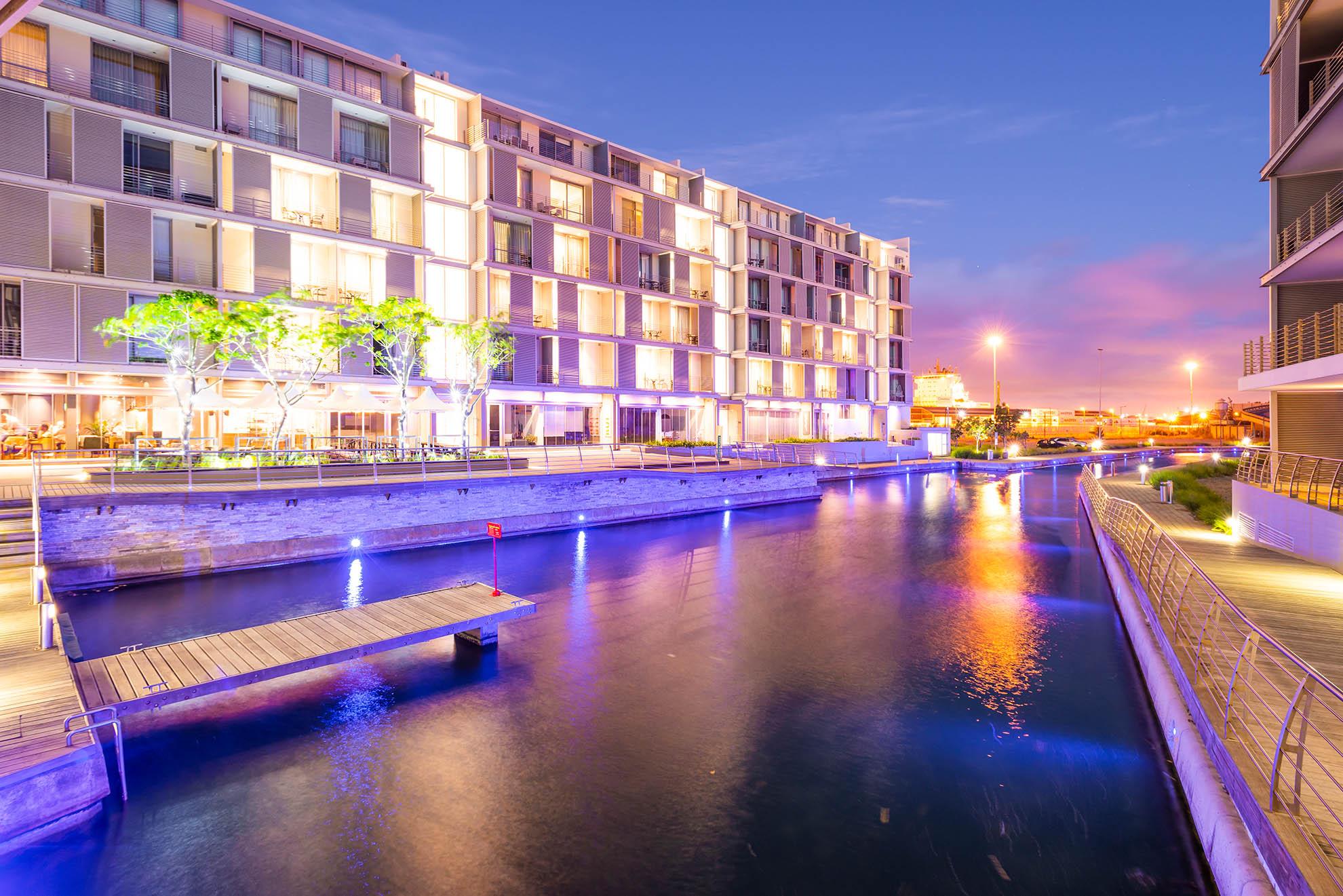 קייפטאון Aha Harbour Bridge Hotel & Suites מראה חיצוני תמונה