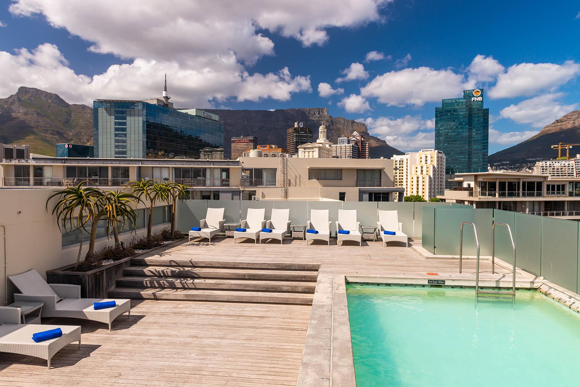 קייפטאון Aha Harbour Bridge Hotel & Suites מראה חיצוני תמונה